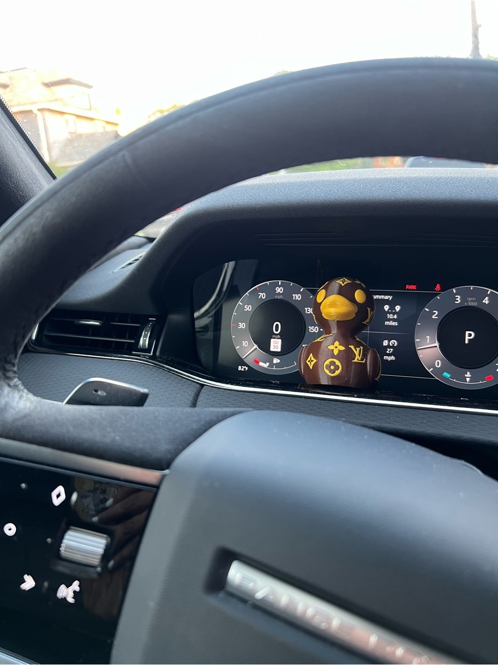 Brown Decorative Duck Dashboard Ornament for Car Audio & GPS